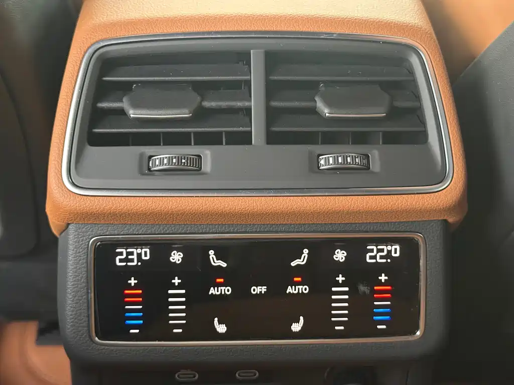 Audi A7L 2022 — фото 10