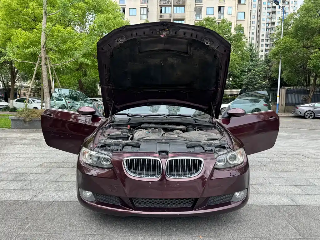 BMW 3 Series 2008 — фото 18