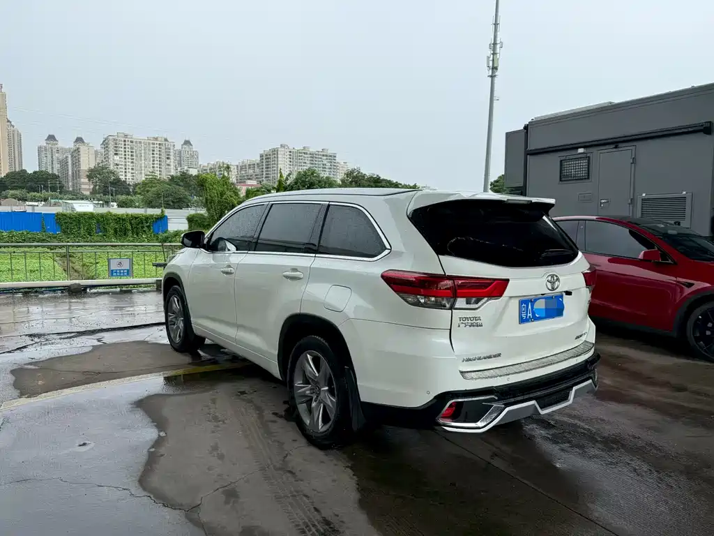 Toyota Highlander 2018