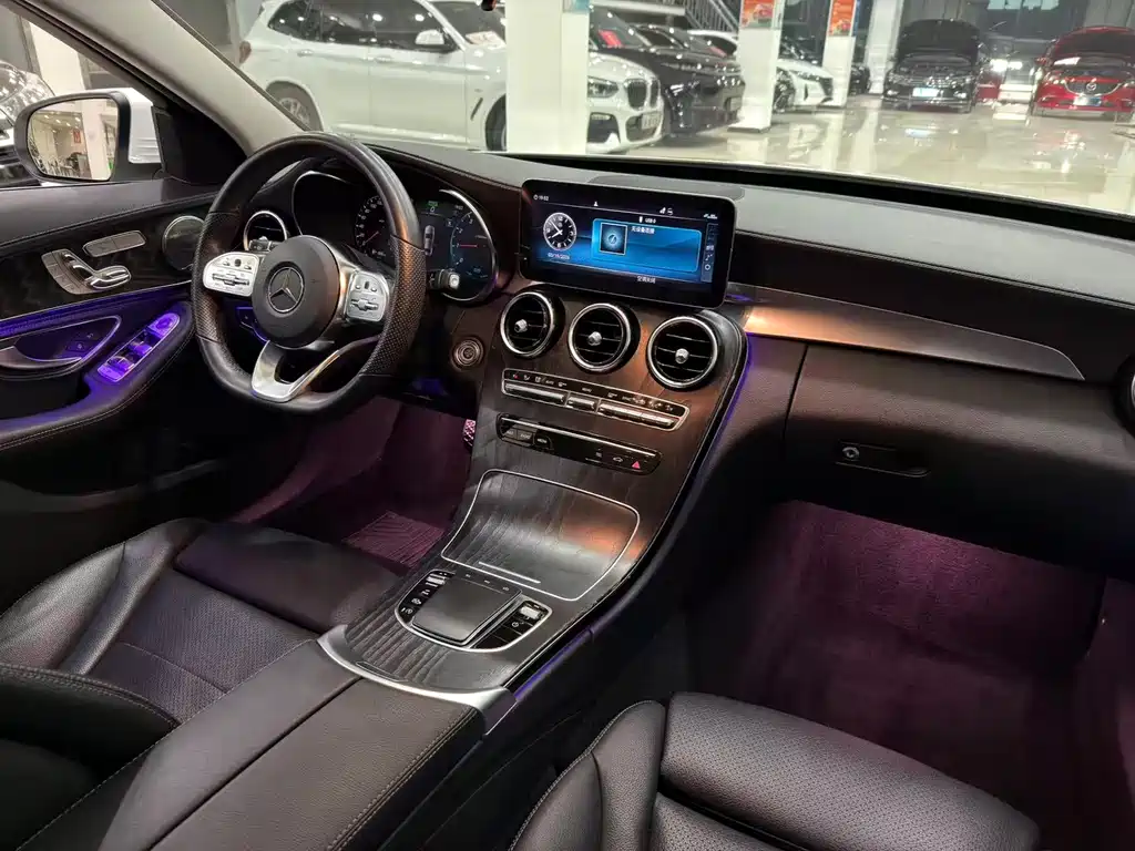 Mercedes-Benz C-Class 2020 — фото 11