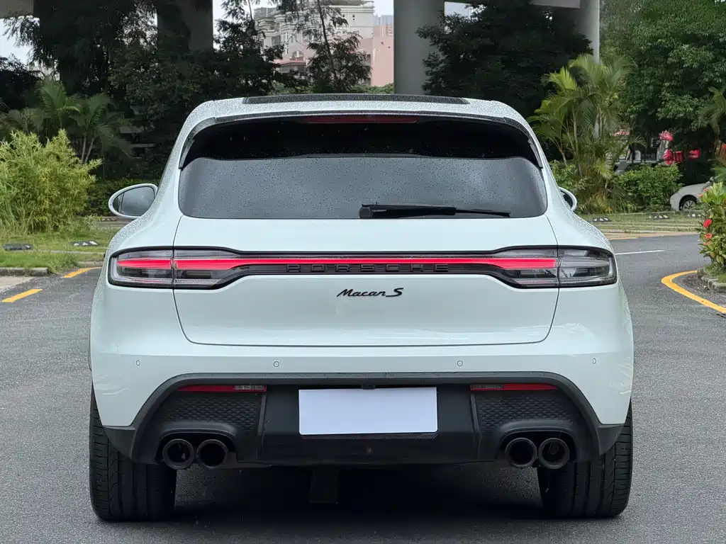 Porsche Macan 2023 — фото 20