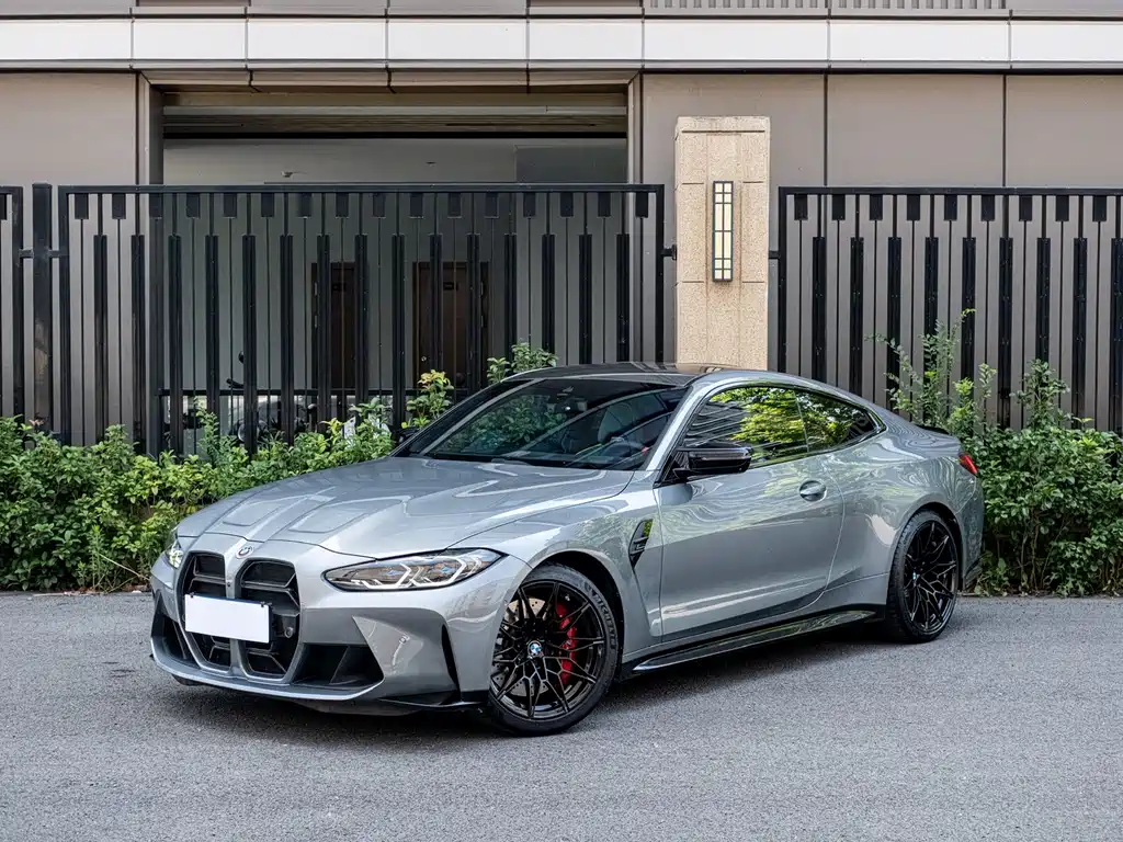 BMW M4 2024
