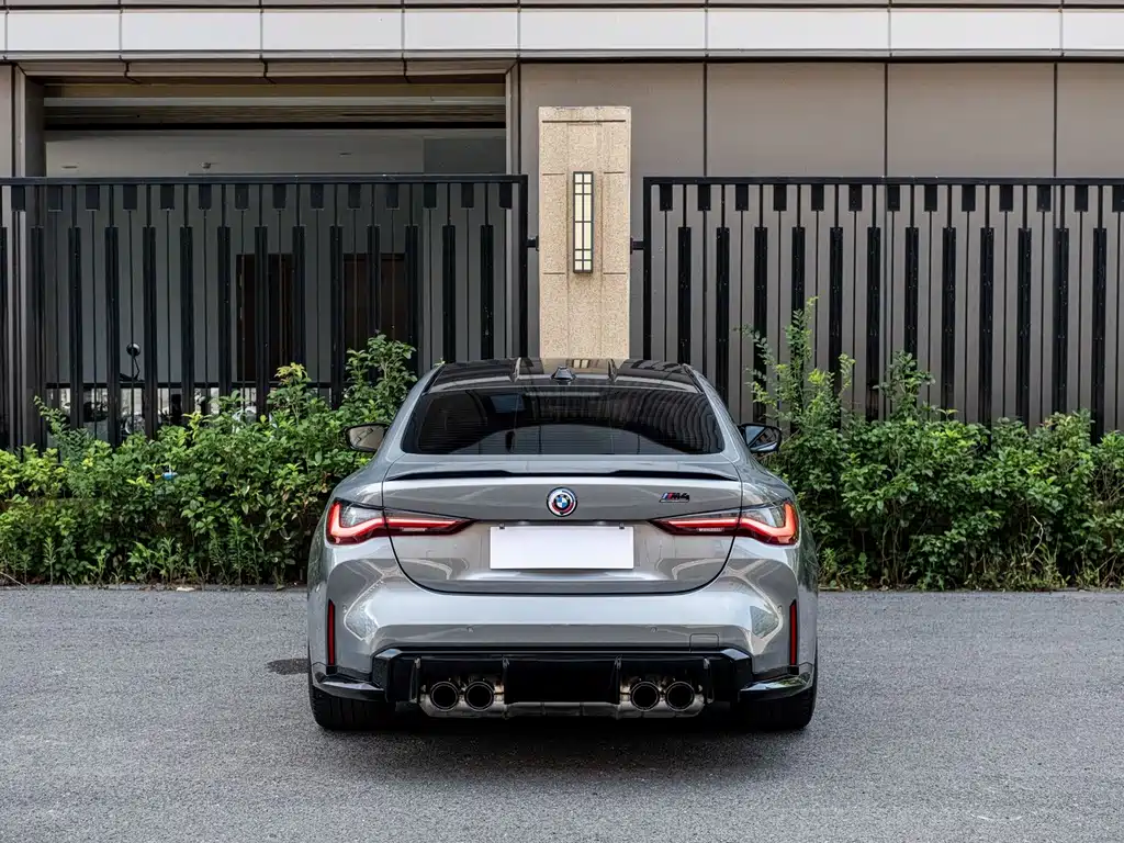BMW M4 2024
