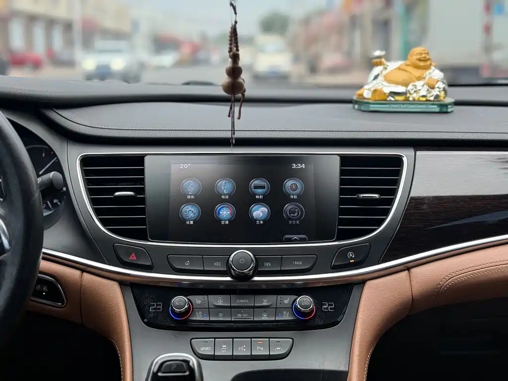 Buick LaCrosse 2016 — фото 21