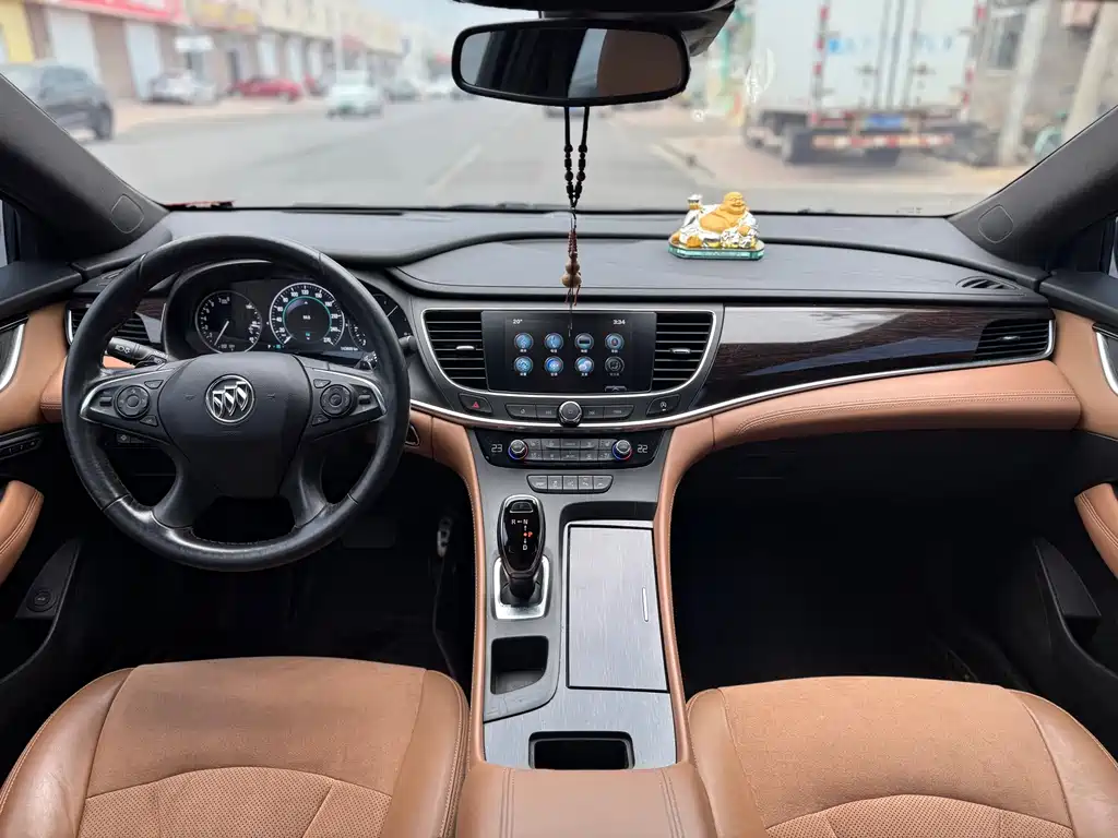 Buick LaCrosse 2016 — фото 18