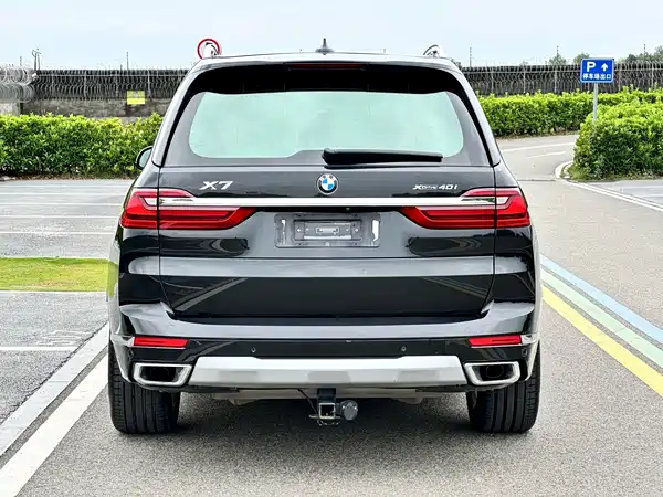BMW X7 2022