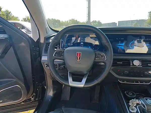Hongqi HS5 2022