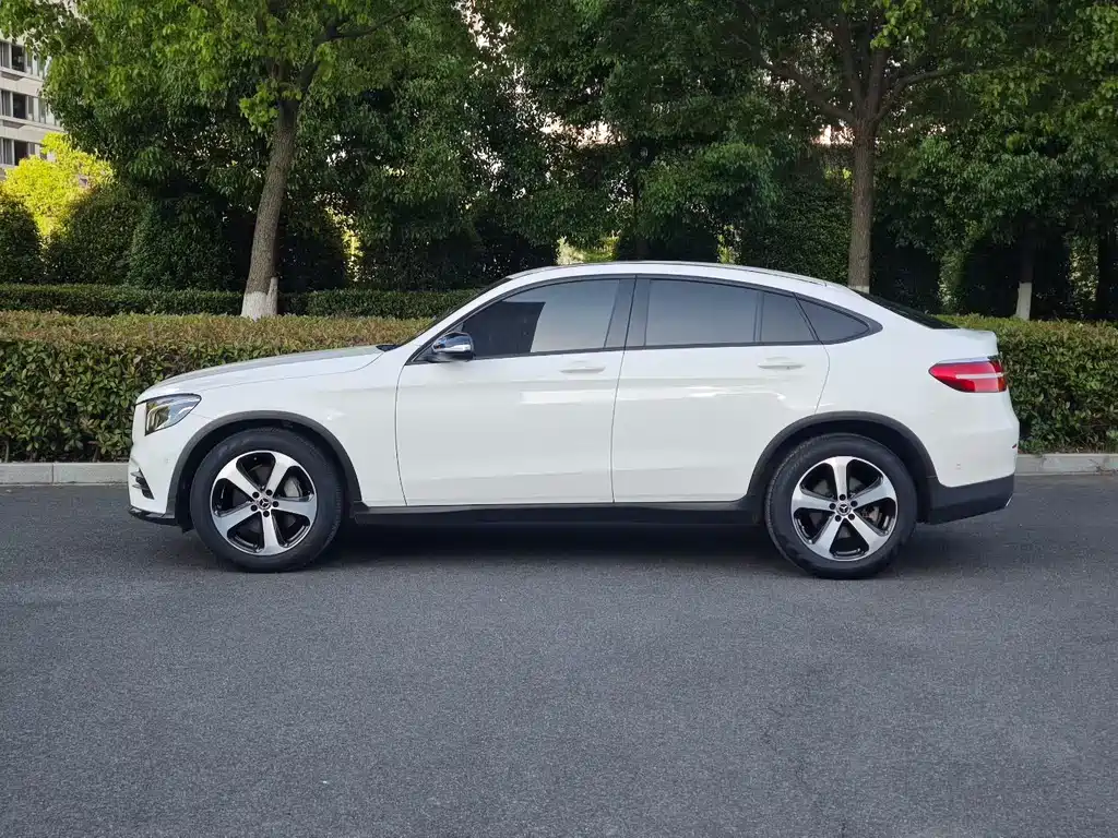 Mercedes-Benz GLC Coupe 2018 — фото 4