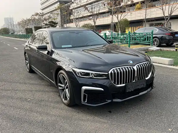 BMW 7 Series 2021