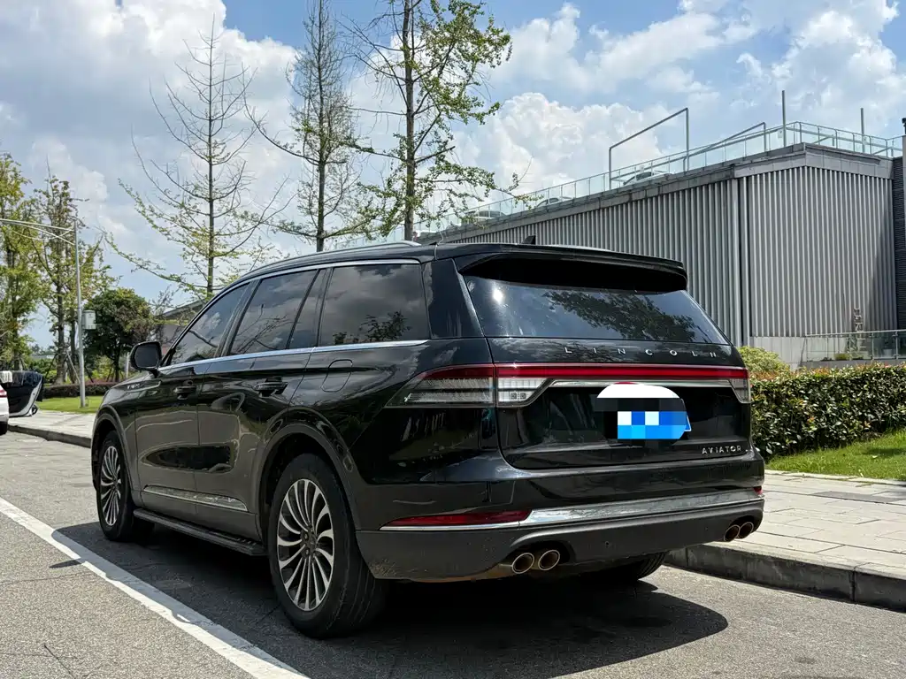 Lincoln Aviator 2021 — фото 10