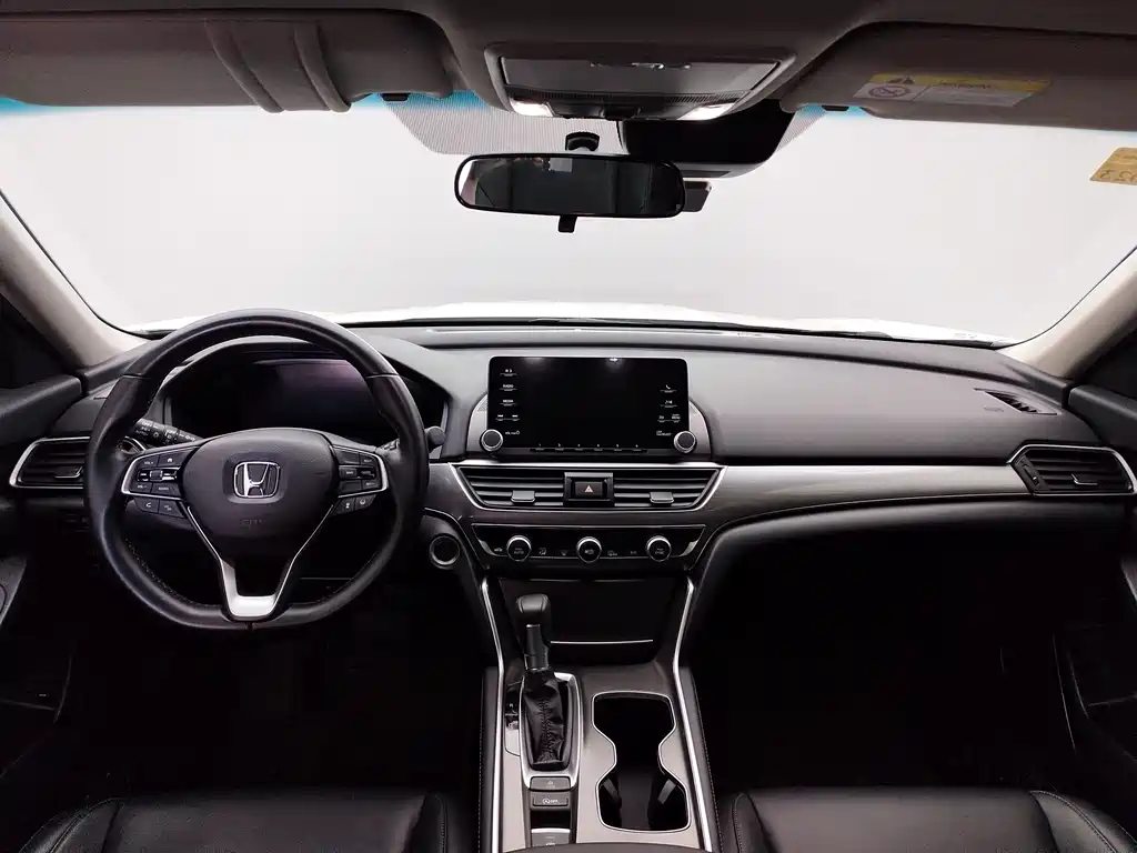 Honda Accord 2021 — фото 10