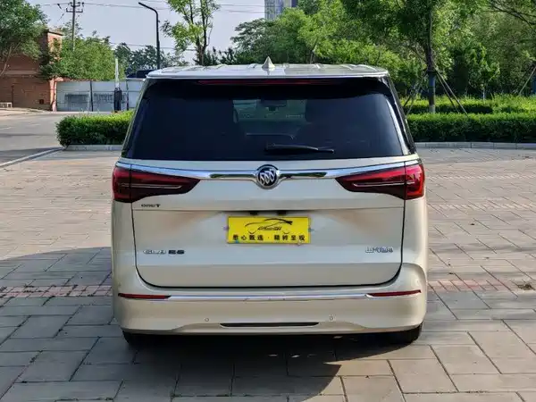 Buick GL8 2022