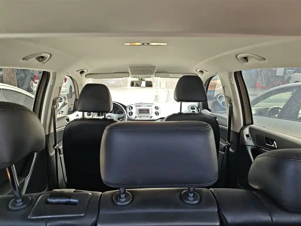 Volkswagen Tiguan 2015 — фото 18