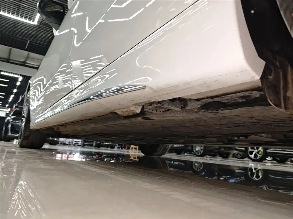 Mercedes-Benz C-Class 2025 — фото 21