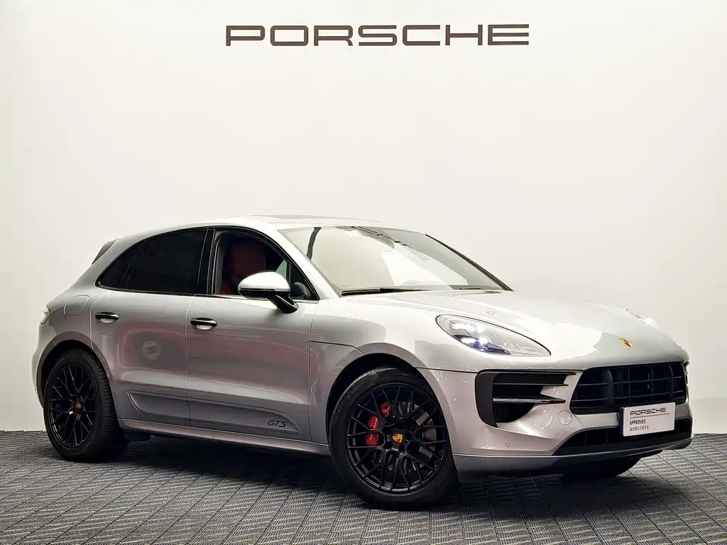 Porsche Macan 2021 — фото 1