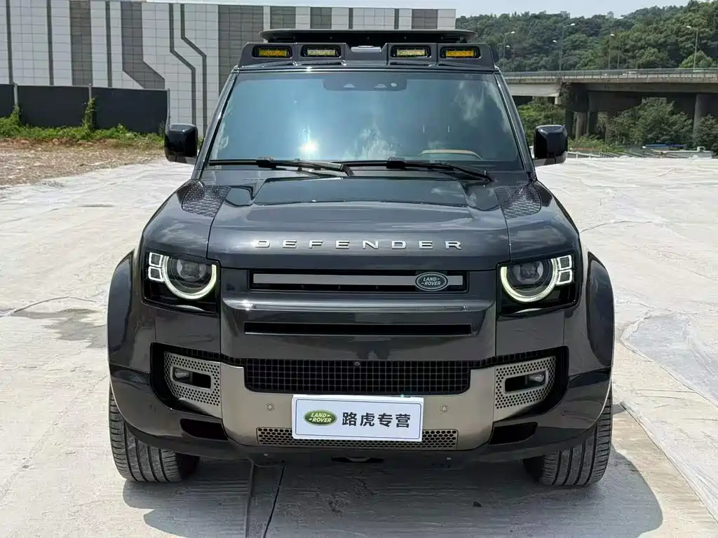 Land Rover Defender 2024 — фото 2