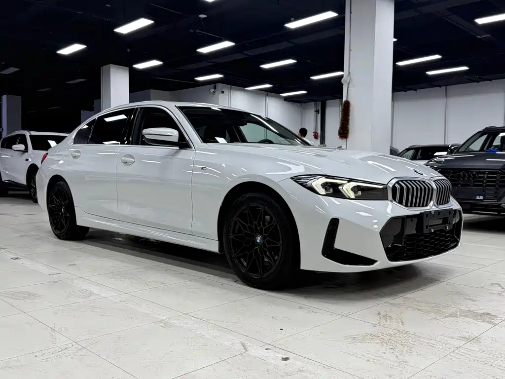 BMW 3 Series 2022
