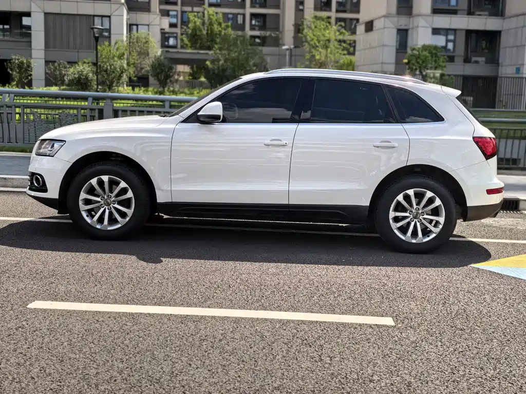 Audi Q5 2015 — фото 4