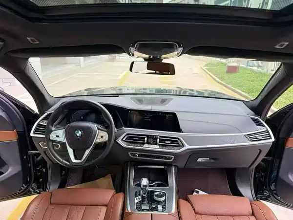 BMW X7 2022