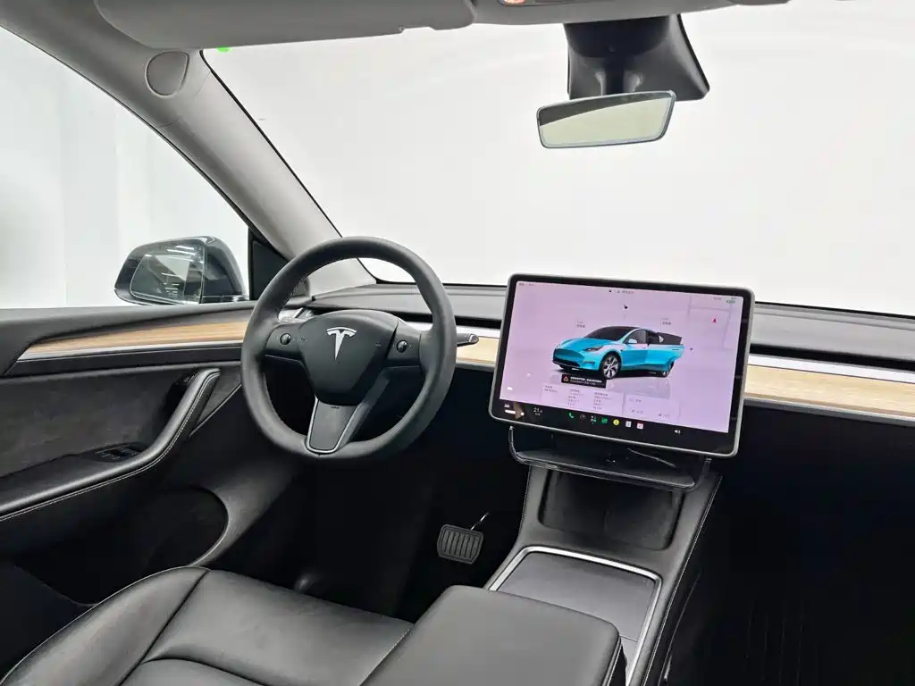 Tesla Model Y 2023 — фото 26