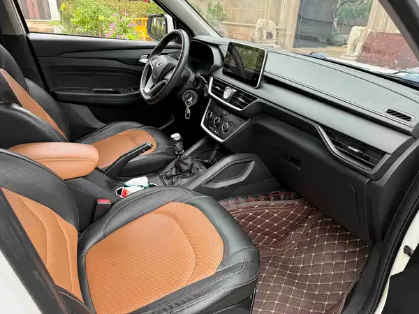 Wuling Hongguang S3 2018