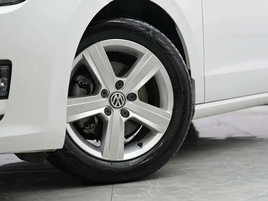Volkswagen Golf Jialu 2018 — фото 3