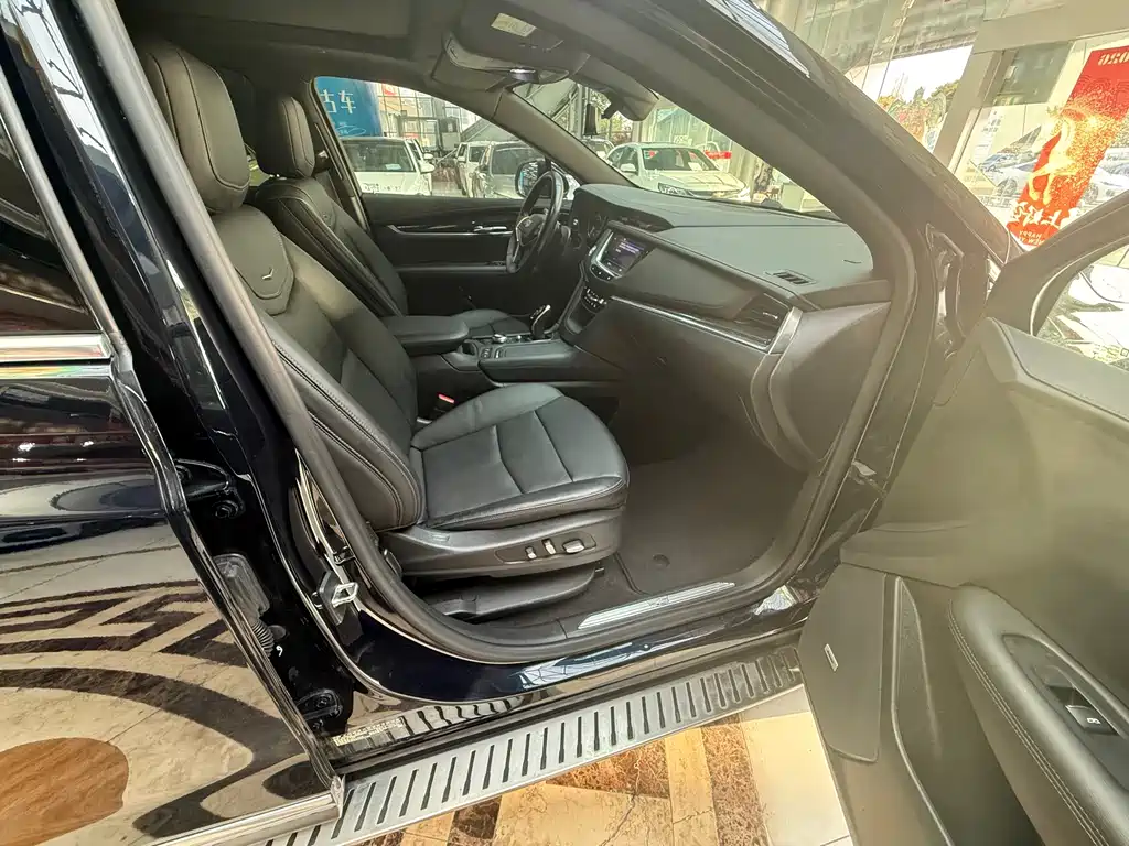 Cadillac XT5 2021 — фото 22
