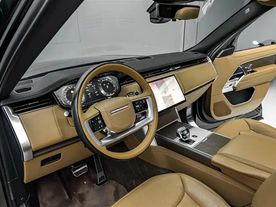 Land Rover Range Rover 2025 — фото 16