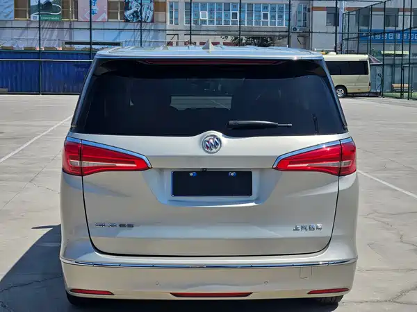 Buick GL8 2018