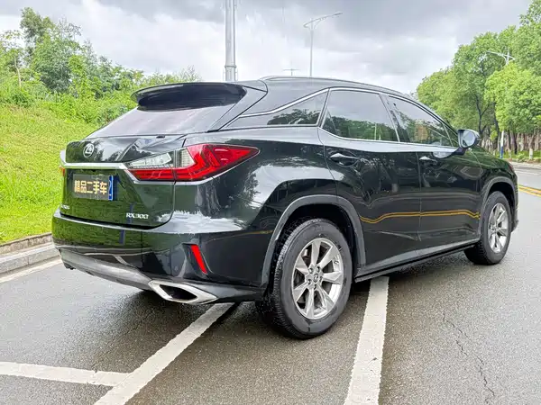 Lexus RX 2019