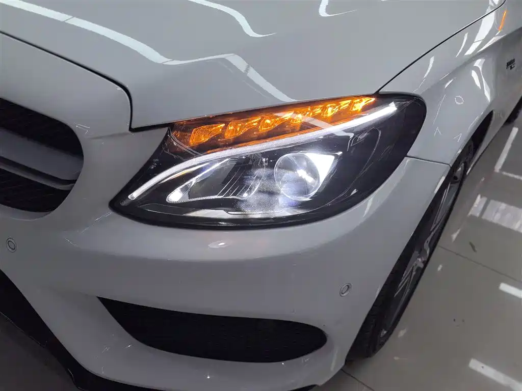 Mercedes-Benz C-Class 2015 — фото 18