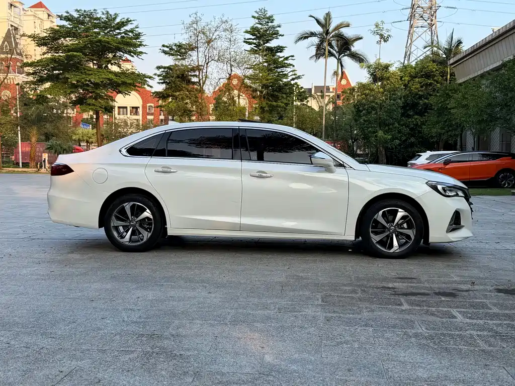 GAC Motor Trumpchi GA6 2019 — фото 13