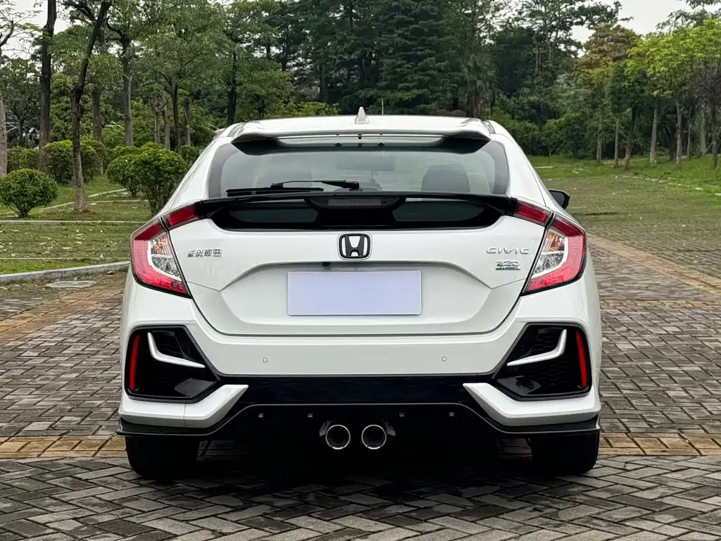 Honda Civic 2022 — фото 13