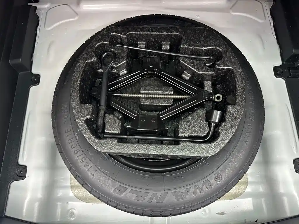Kia KX3 2022 — фото 19
