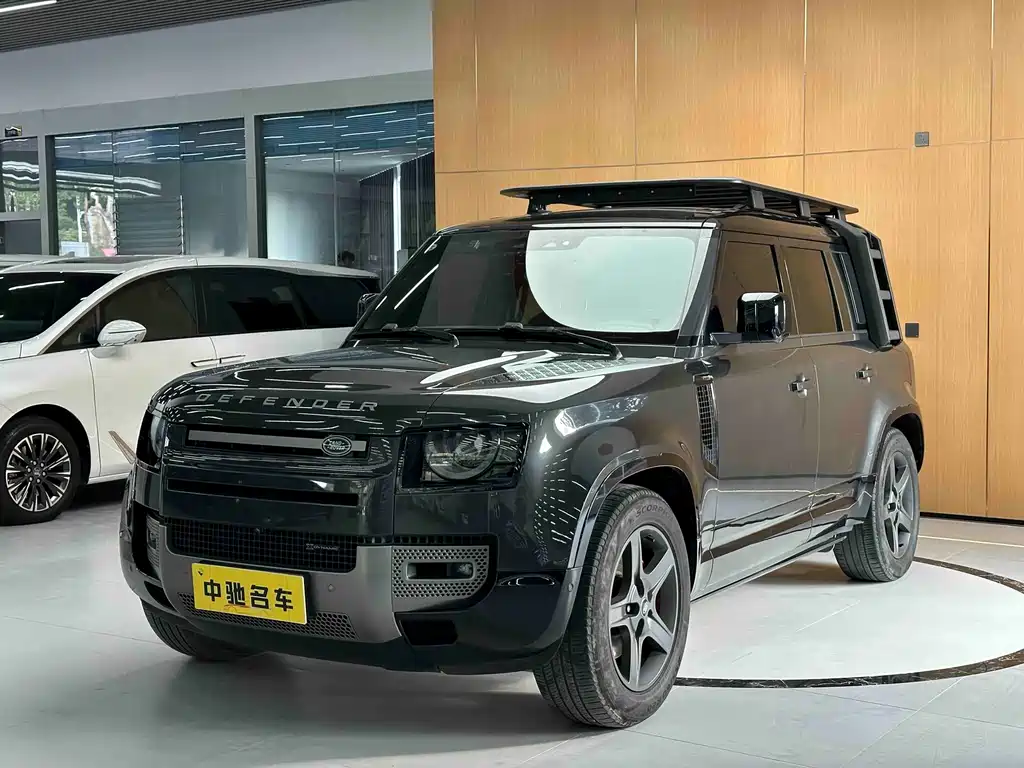 Land Rover Defender 2023 — фото 1