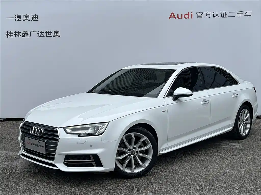 Audi A4L 2018 — фото 1
