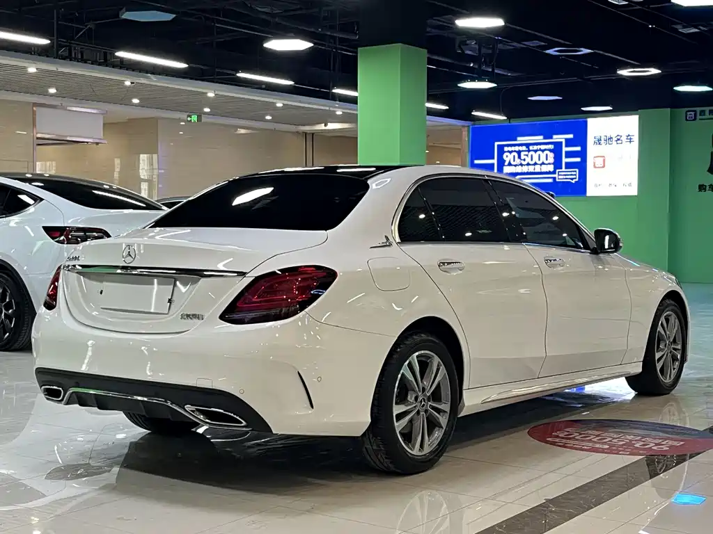 Mercedes-Benz C-Class 2021 — фото 21