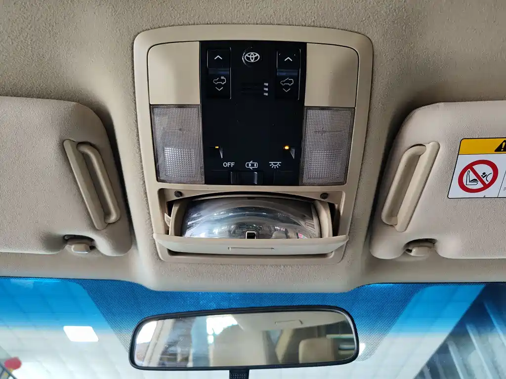 Toyota Prado 2014 — фото 17