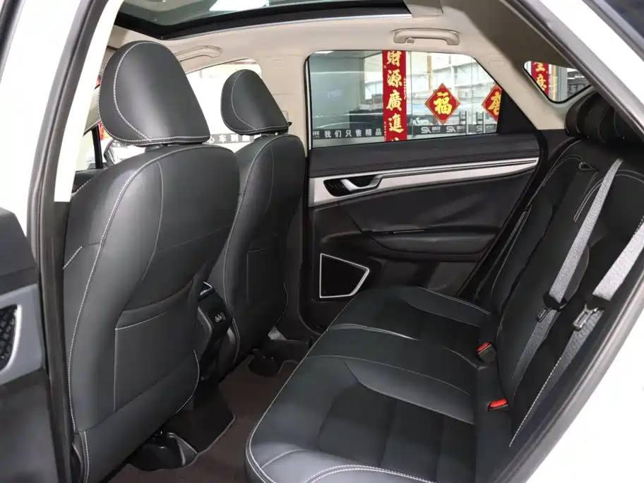 Geely Emgrand GS 2019 — фото 10