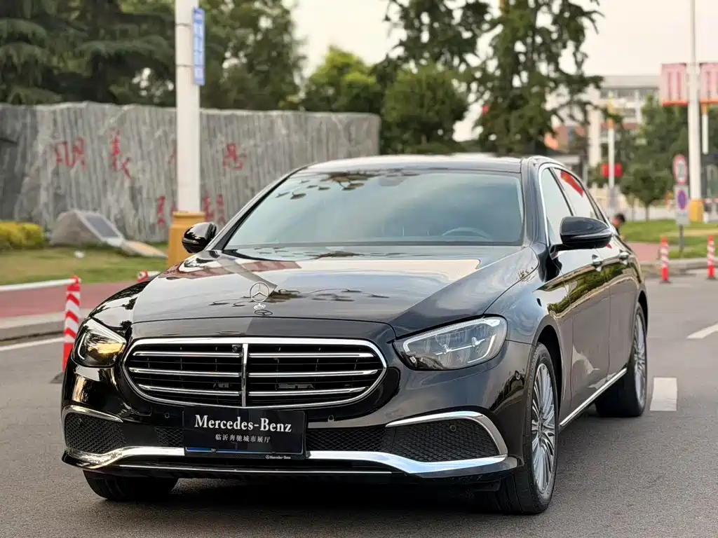 Mercedes-Benz E-Class 2021