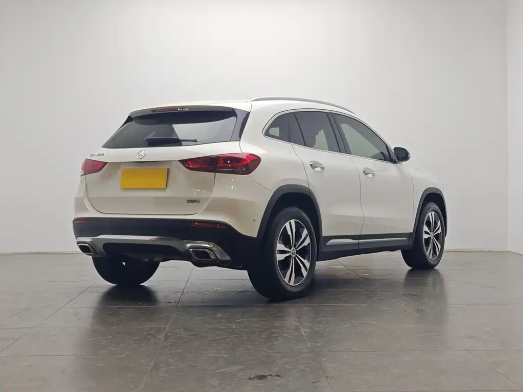 Mercedes-Benz GLA 2022 — фото 3
