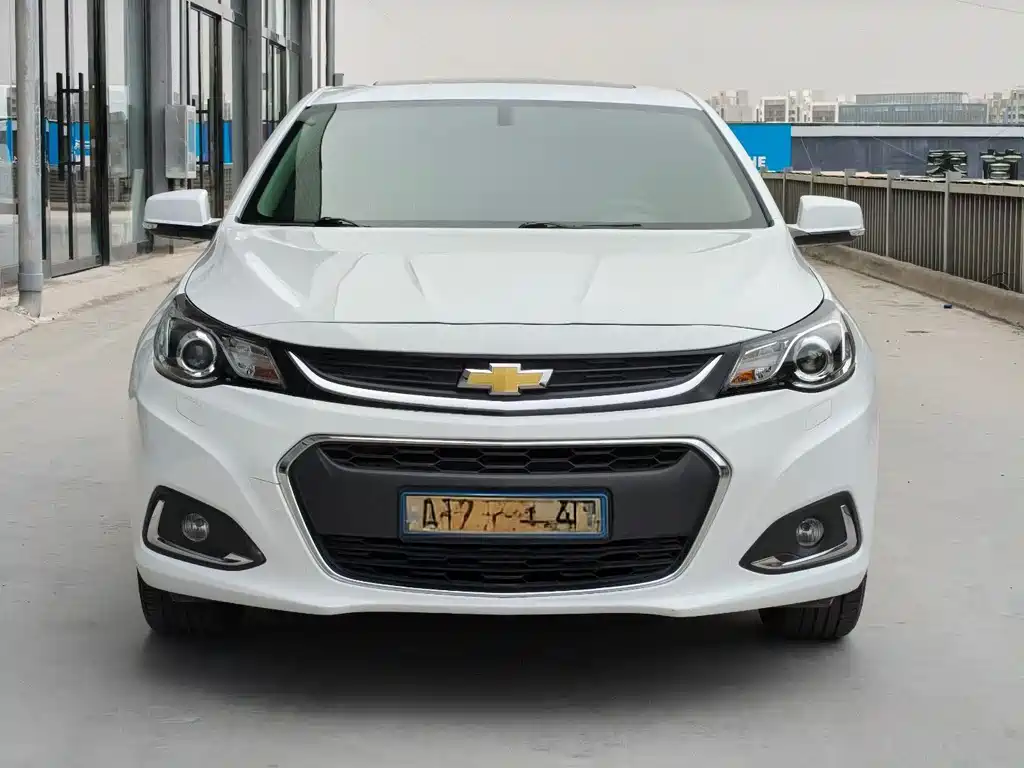 Chevrolet Malibu 2018 — фото 2