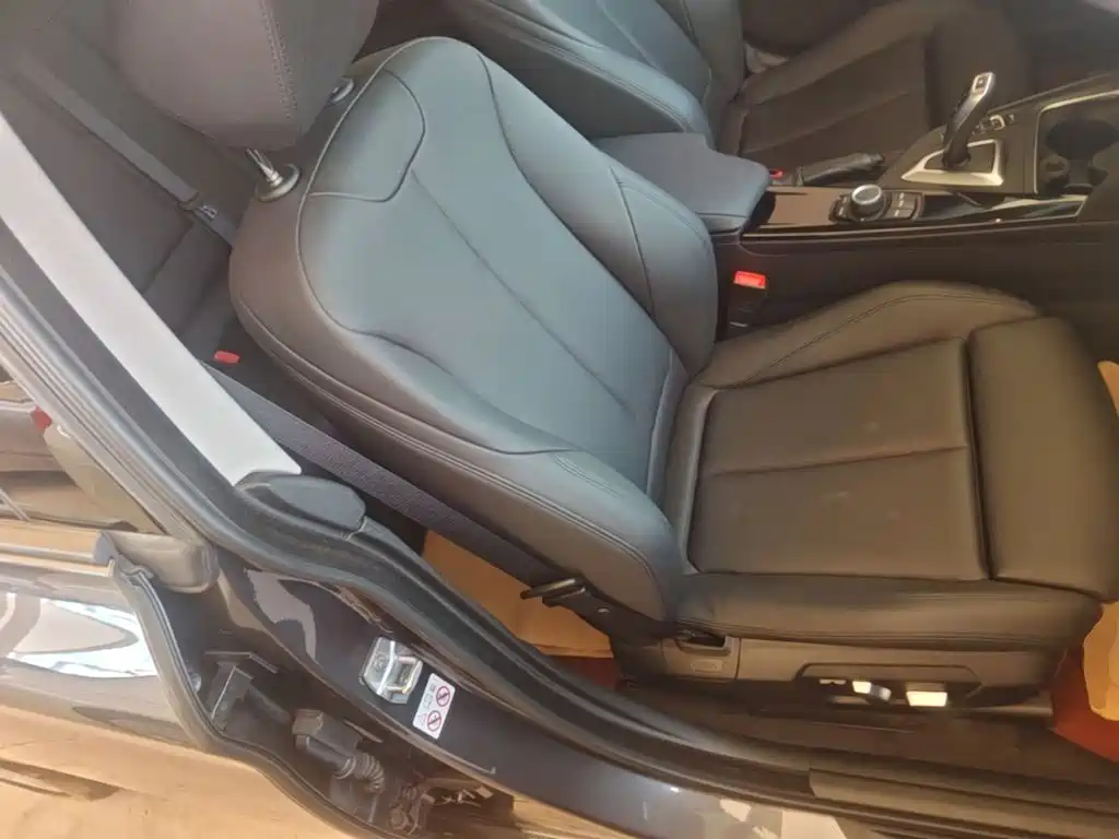 BMW 3 Series GT 2018 — фото 25