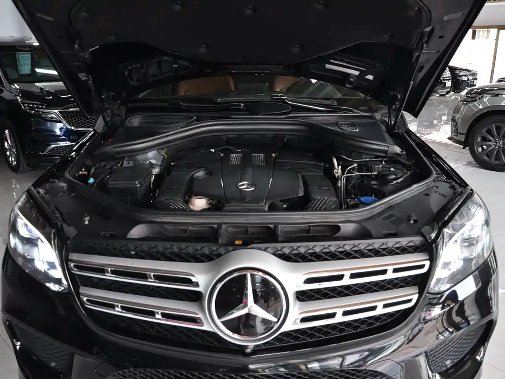 Mercedes-Benz GLS 2018 — фото 16
