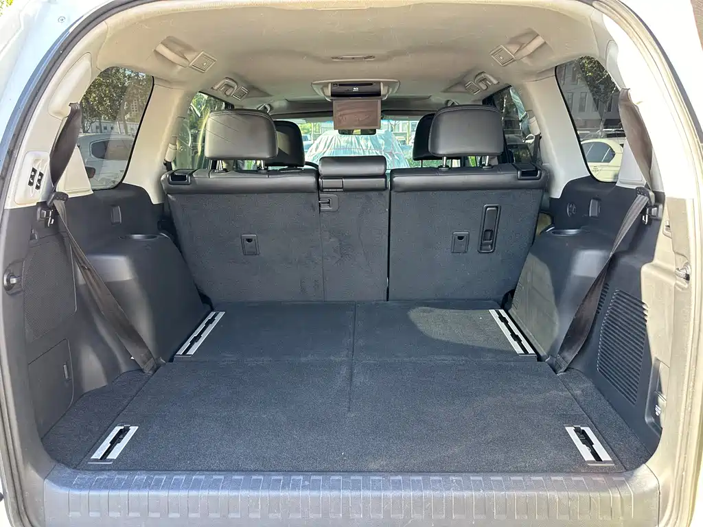 Toyota Prado 2016 — фото 11