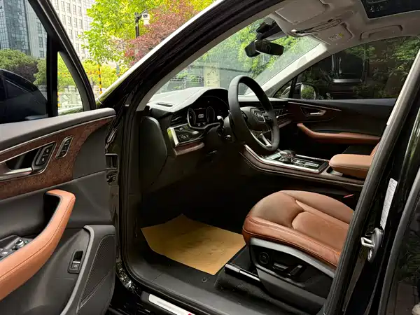 Audi Q7 2023
