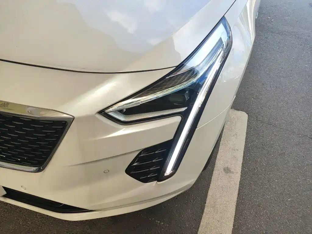 Cadillac CT6 2021 — фото 24
