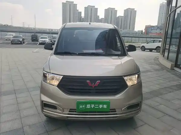 Wuling Hongguang V 2024
