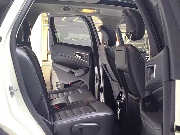 Ford Edge 2019