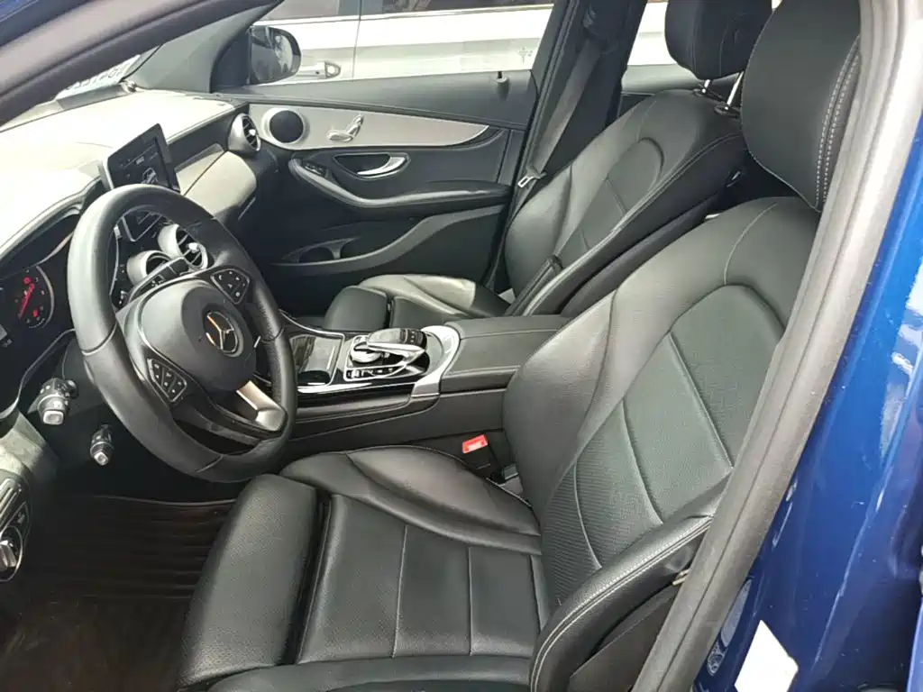 Mercedes-Benz GLC 2016 — фото 15